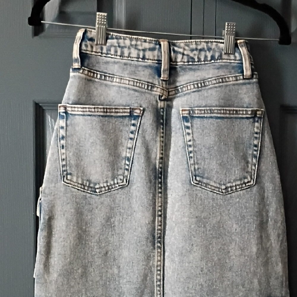 wild fable Light Wash Denim Cargo Pencil Skirt - Picture 5 of 8